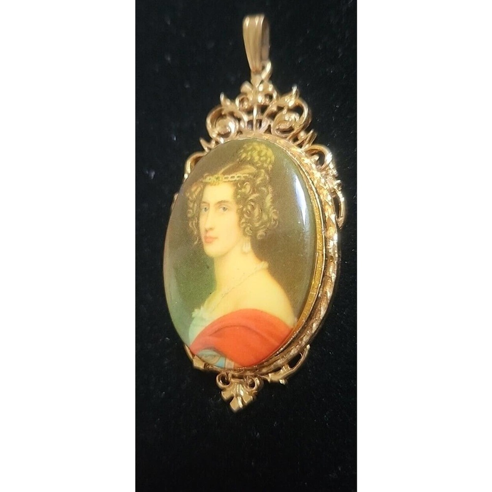 Vintage ART Arthur Pepper Victorian‎ Revival Cameo Transfer Portrait Pendant